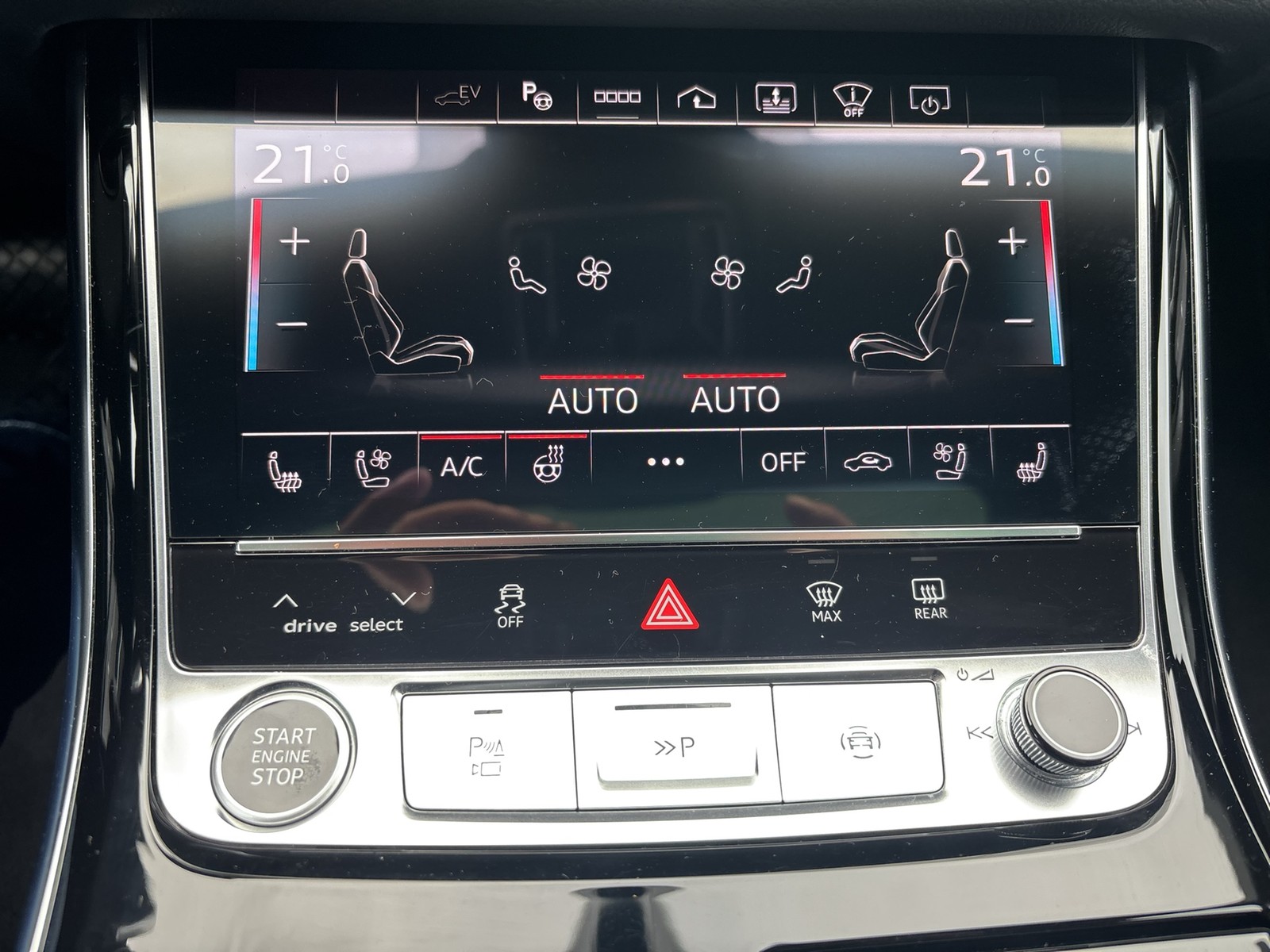 Audi A8 60 quattro HYBRID S LINE PANO B&O 360CAM LM20