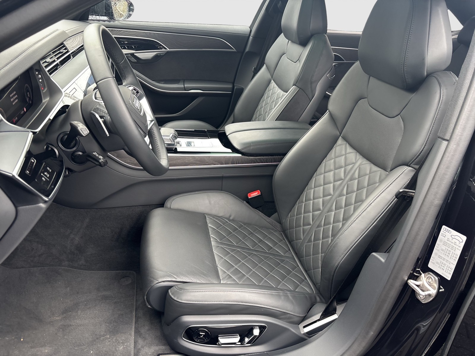 Audi A8 60 quattro HYBRID S LINE PANO B&O 360CAM LM20