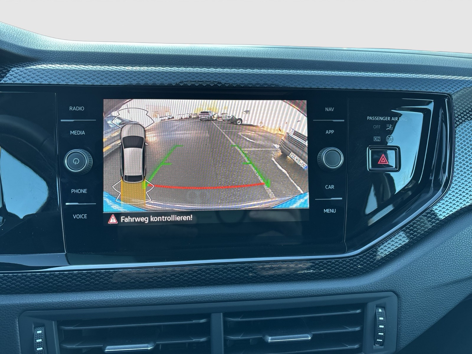 Volkswagen Taigo 1.0 LIFE CAM NAVI CARPLAY ALU SITZHEIZUNG