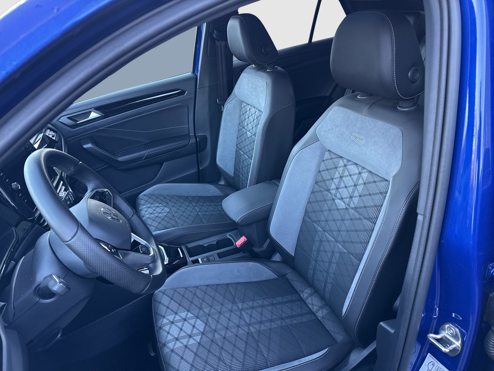 Volkswagen T-Roc 1.5 R-LINE BLACKSTYLE PANO BEATS LM19 NAVI