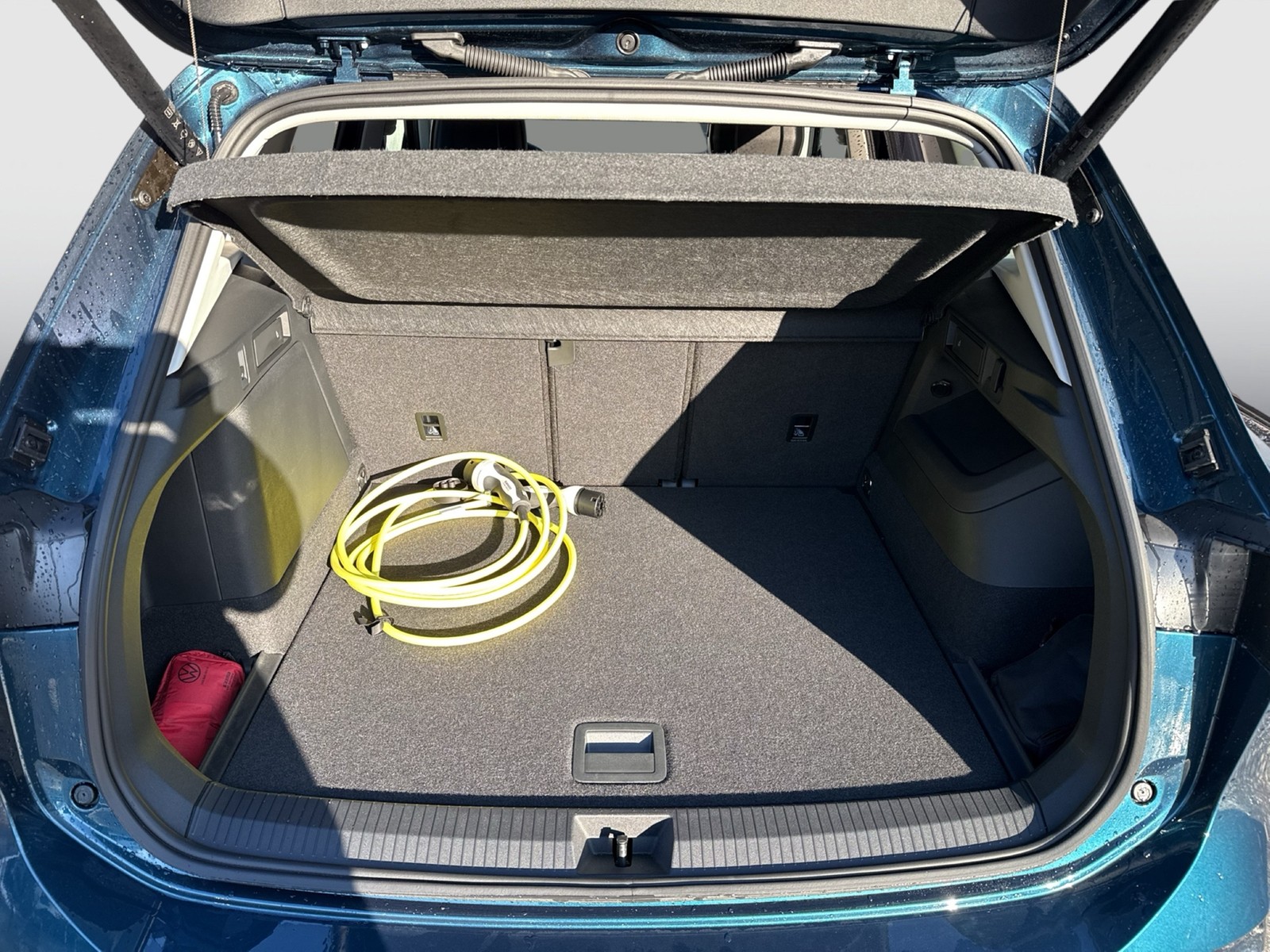 Volkswagen Tiguan 1.5 HYBRID ELEGANCE LEDER AHK 360CAM ACC