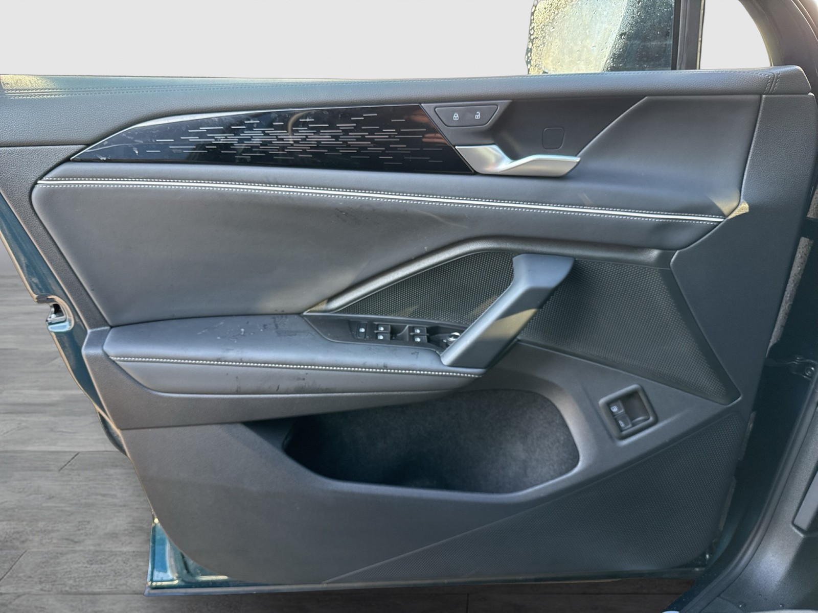 Volkswagen Tiguan 1.5 HYBRID ELEGANCE LEDER AHK 360CAM ACC