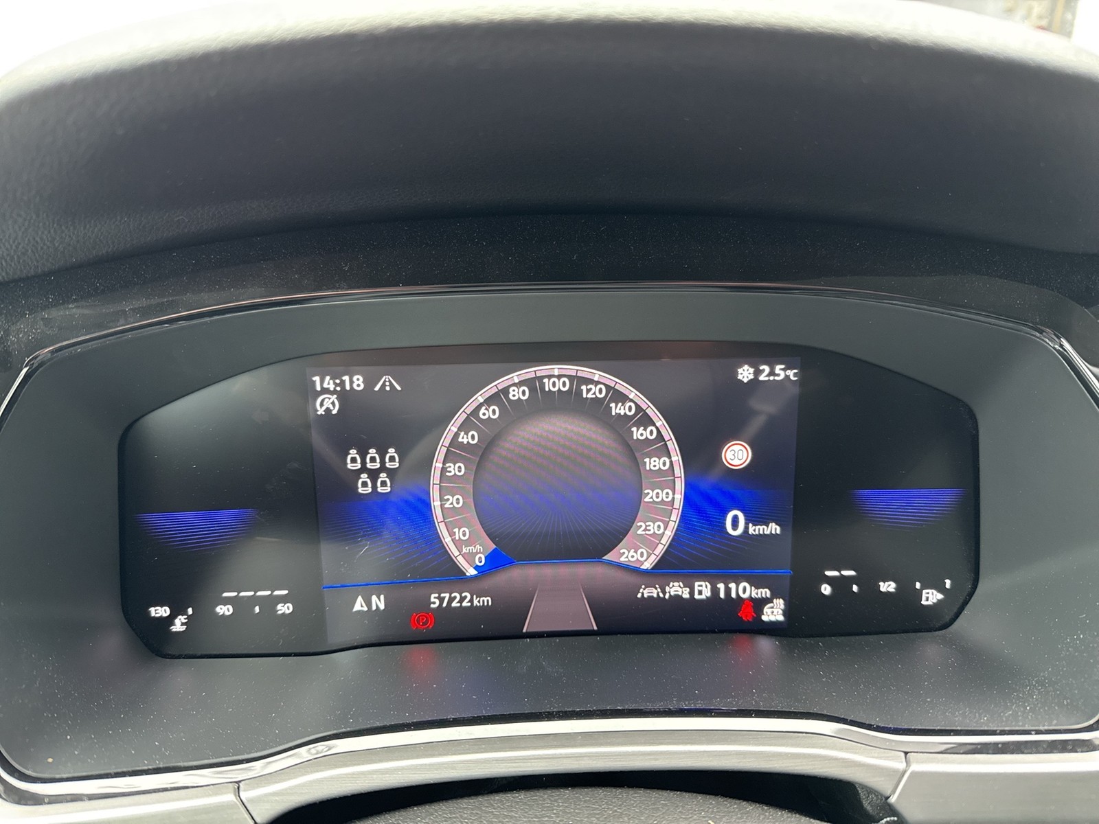 Volkswagen Touran 1.5 COMFORTLINE 7SITZE CAM ACC NAVI ALU