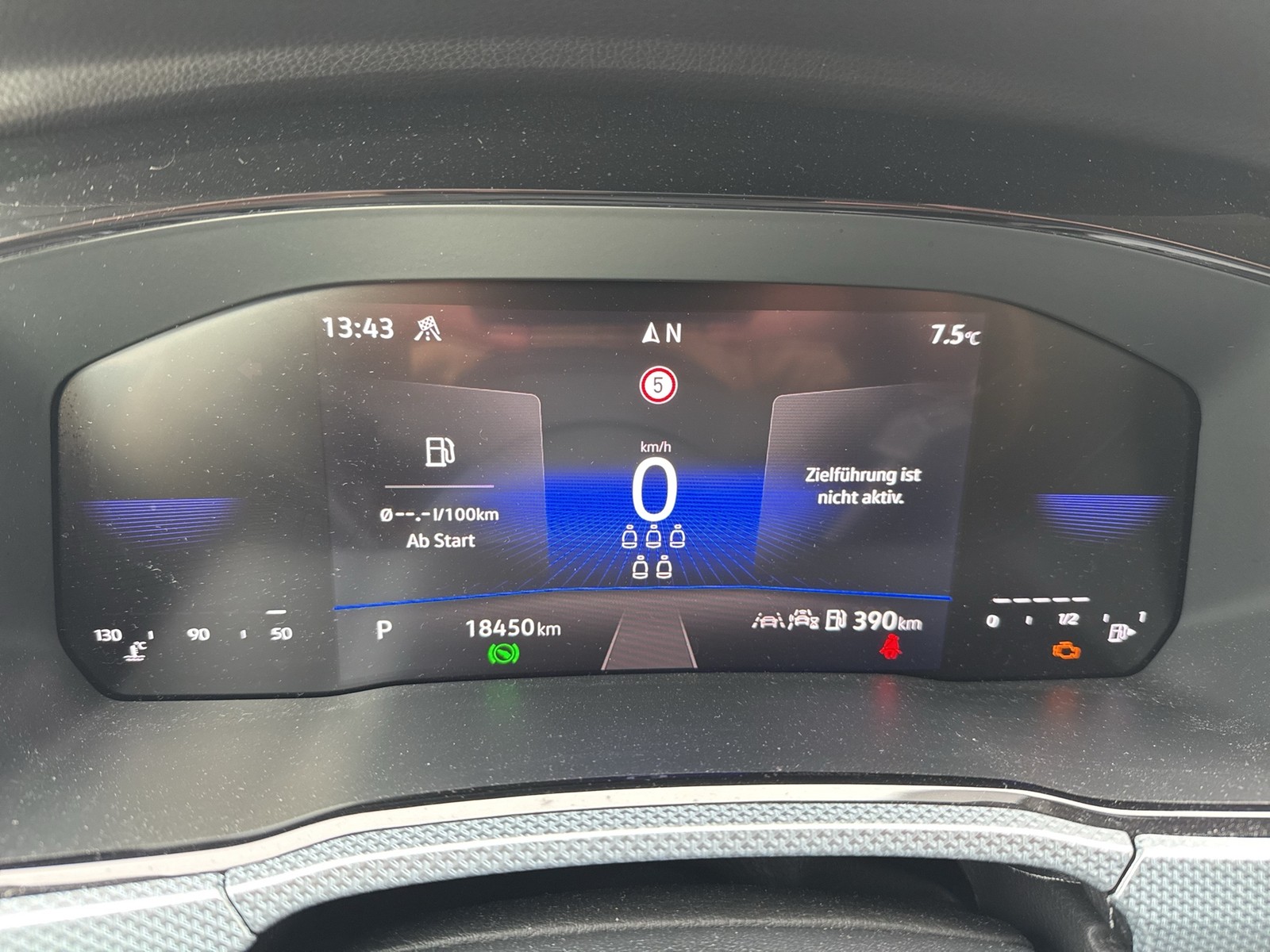 Volkswagen Touran 1.5 GOAL 7SITZE AHK ACC NAVI CARPLAY ALU