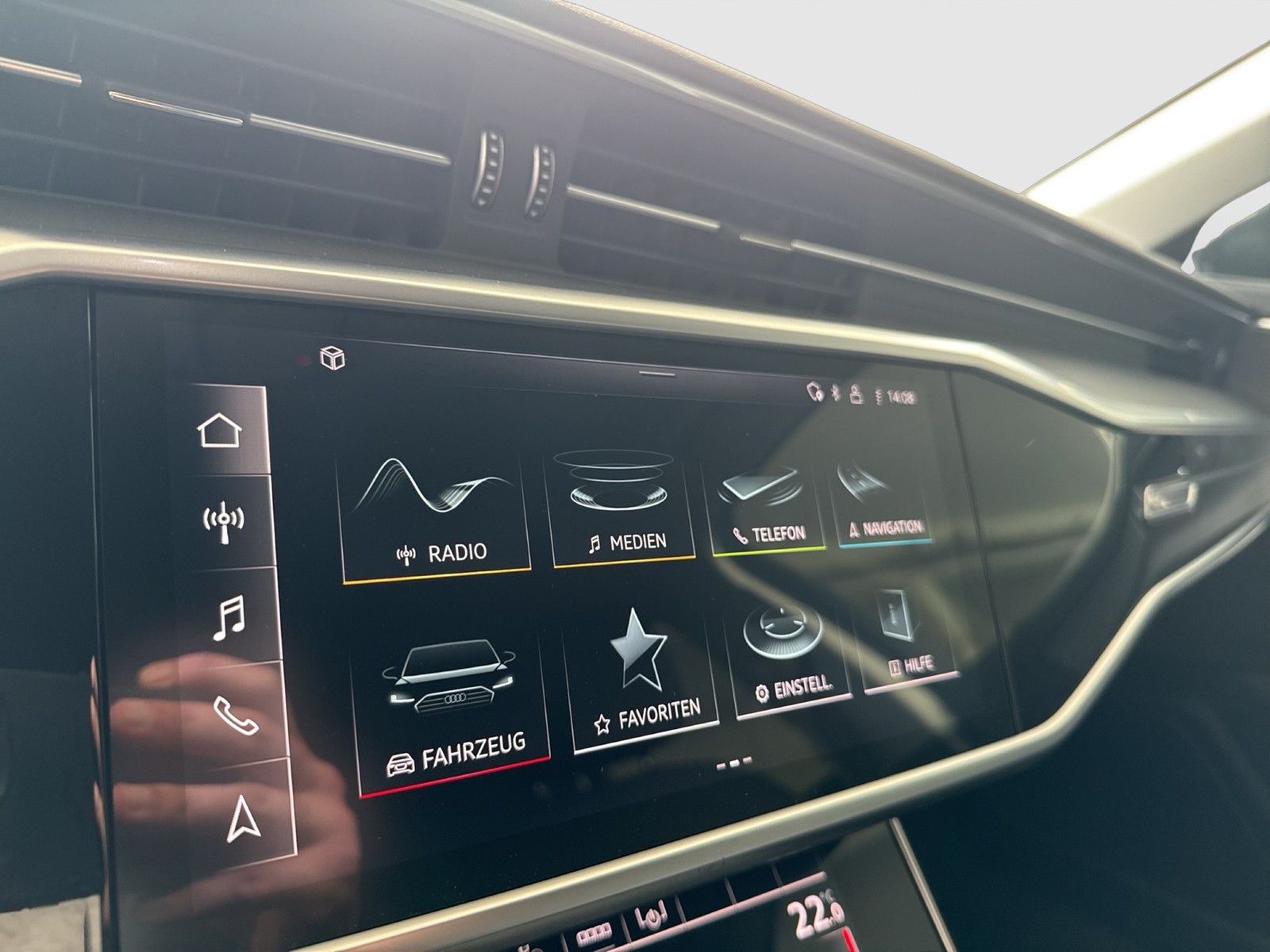 Audi A6 Avant 40 AHK CAM ACC E-KLAPPE NAVI+ LM17