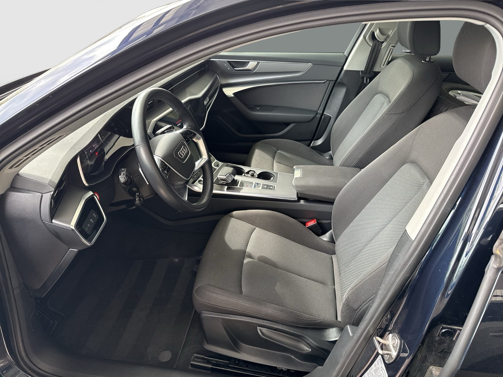 Audi A6 Avant 40 AHK CAM ACC E-KLAPPE NAVI+ LM17