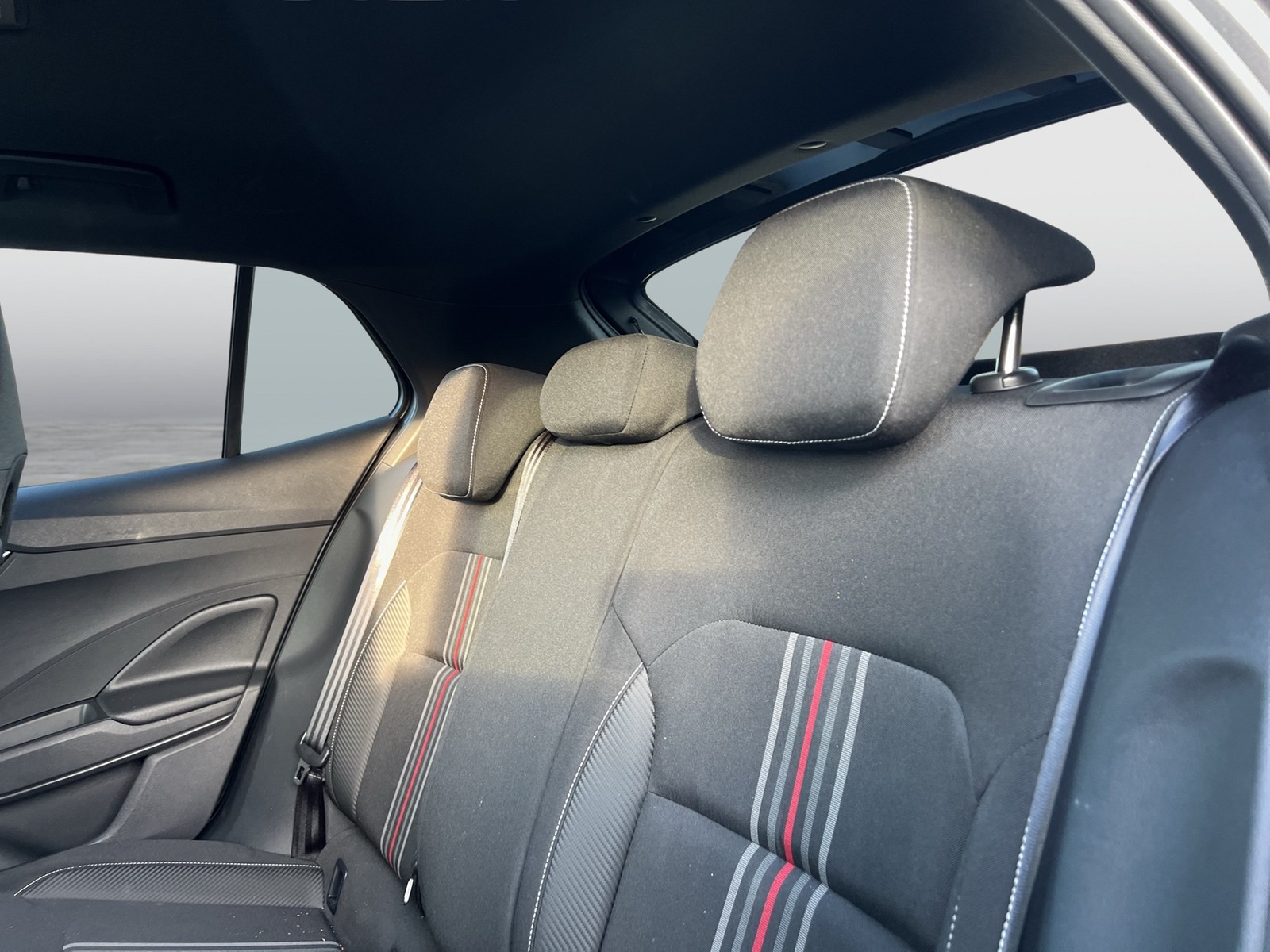 Skoda Fabia 1.0 MONTE CARLO CAM NAVI CARPLAY SITZHEIZ.