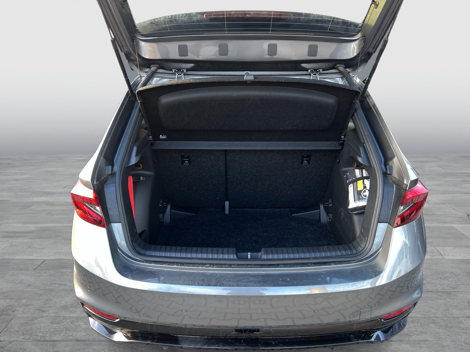 Skoda Fabia 1.0 MONTE CARLO CAM NAVI CARPLAY SITZHEIZ.