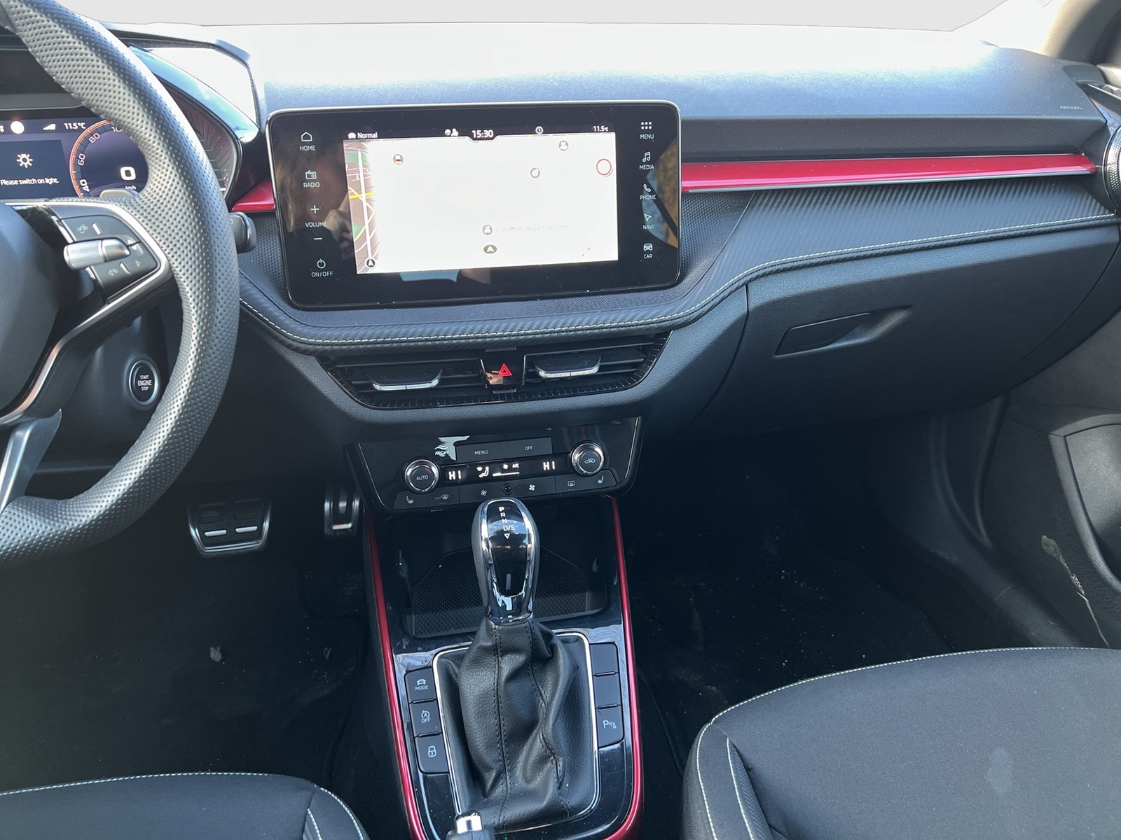 Skoda Fabia 1.0 MONTE CARLO CAM NAVI CARPLAY SITZHEIZ.