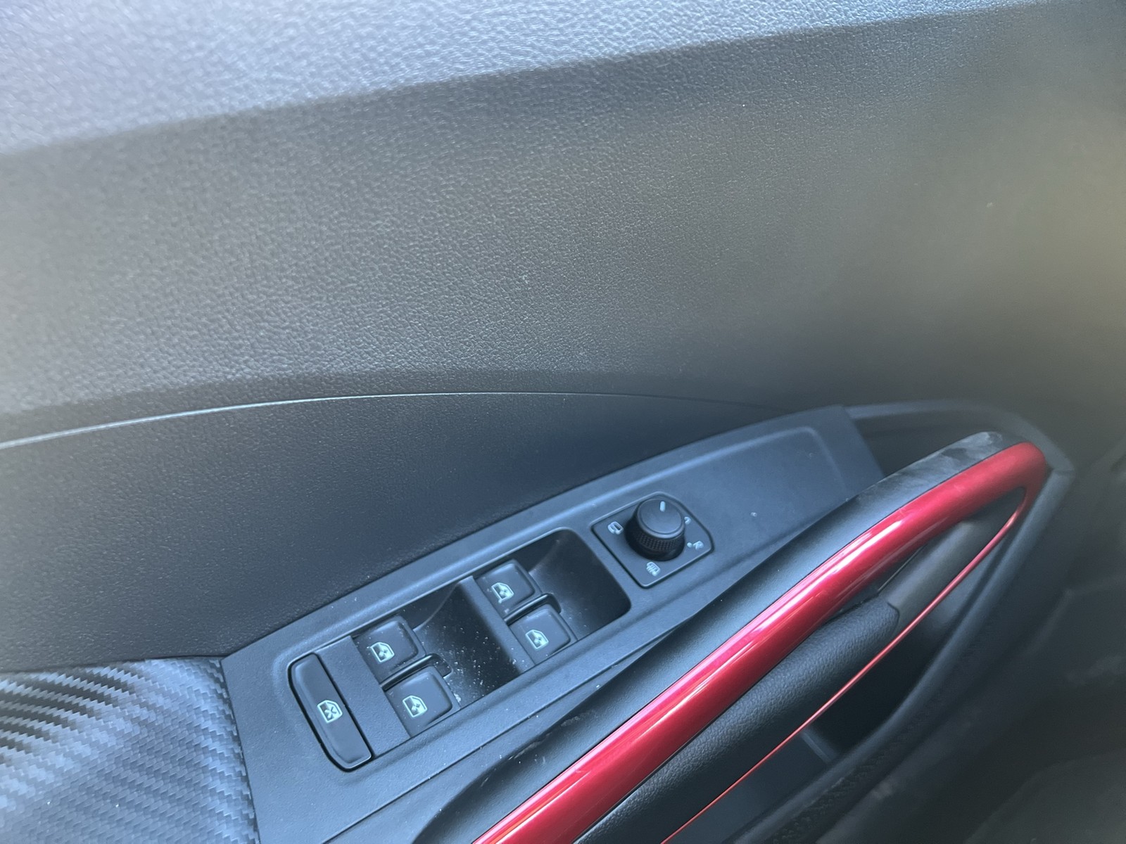 Skoda Fabia 1.0 MONTE CARLO CAM NAVI CARPLAY SITZHEIZ.