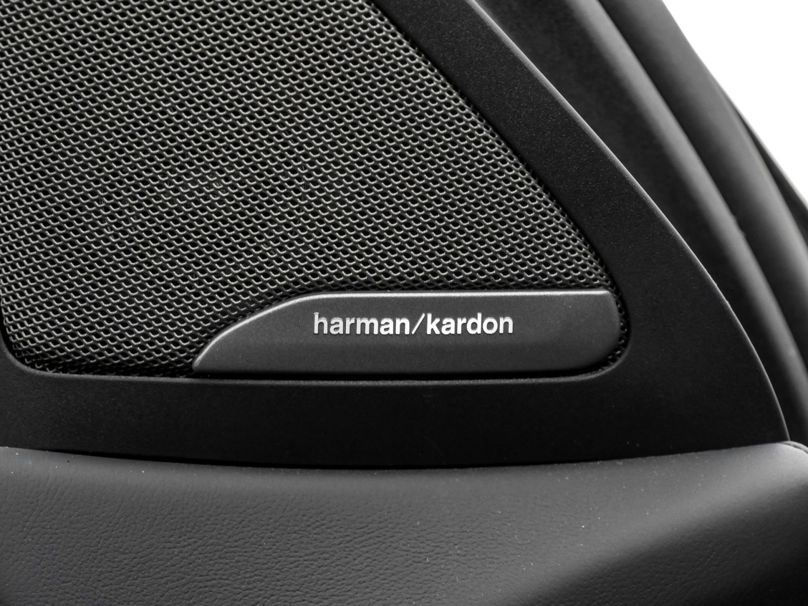 BMW X6 40d M Sport 4X4 STANDHZ PANO AHK 360°CAM LM21