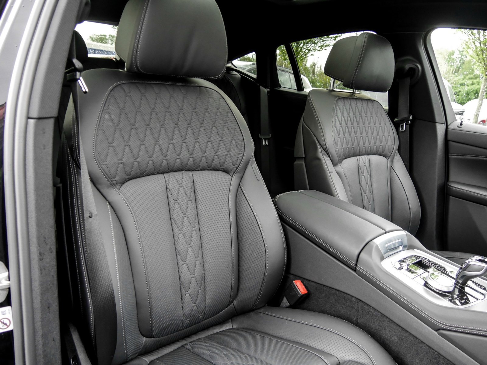 BMW X6 40d M Sport 4X4 STANDHZ PANO AHK 360°CAM LM21