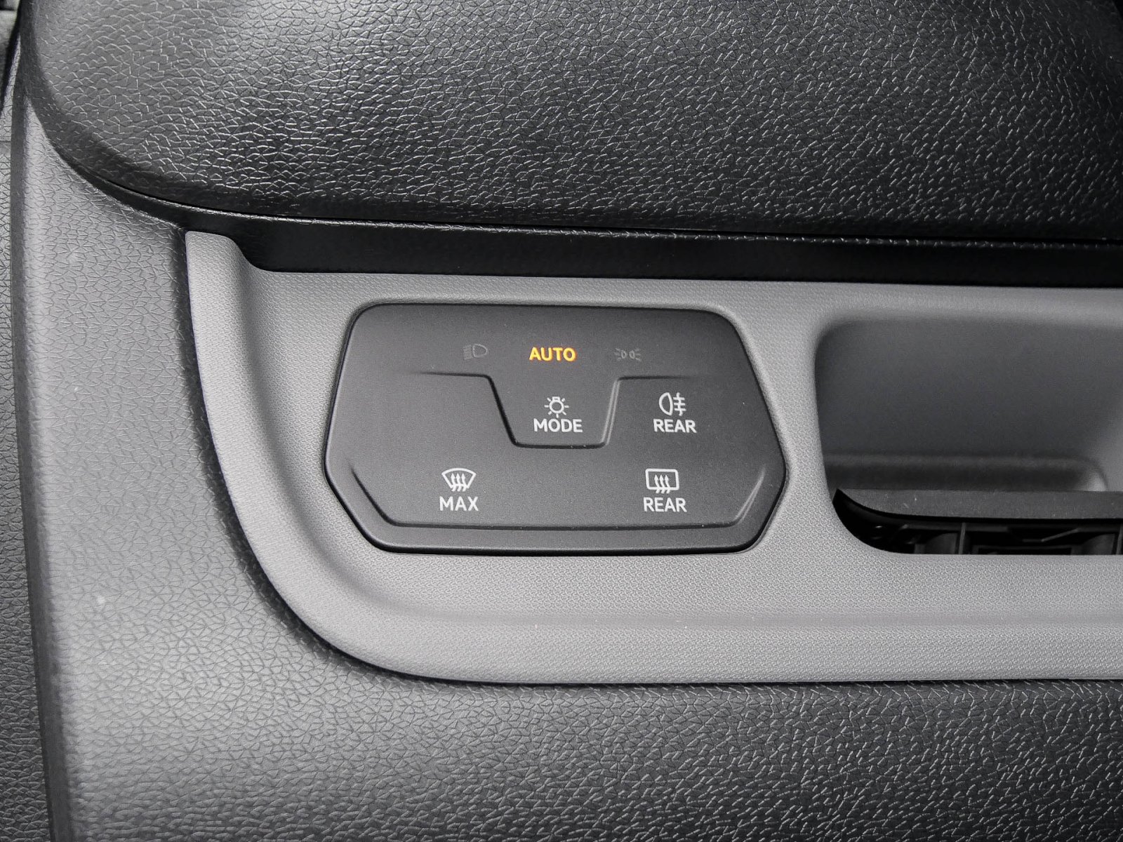 Volkswagen ID.Buzz Cargo PRO CAM CARPLAY LED TEMPOMAT DAB+