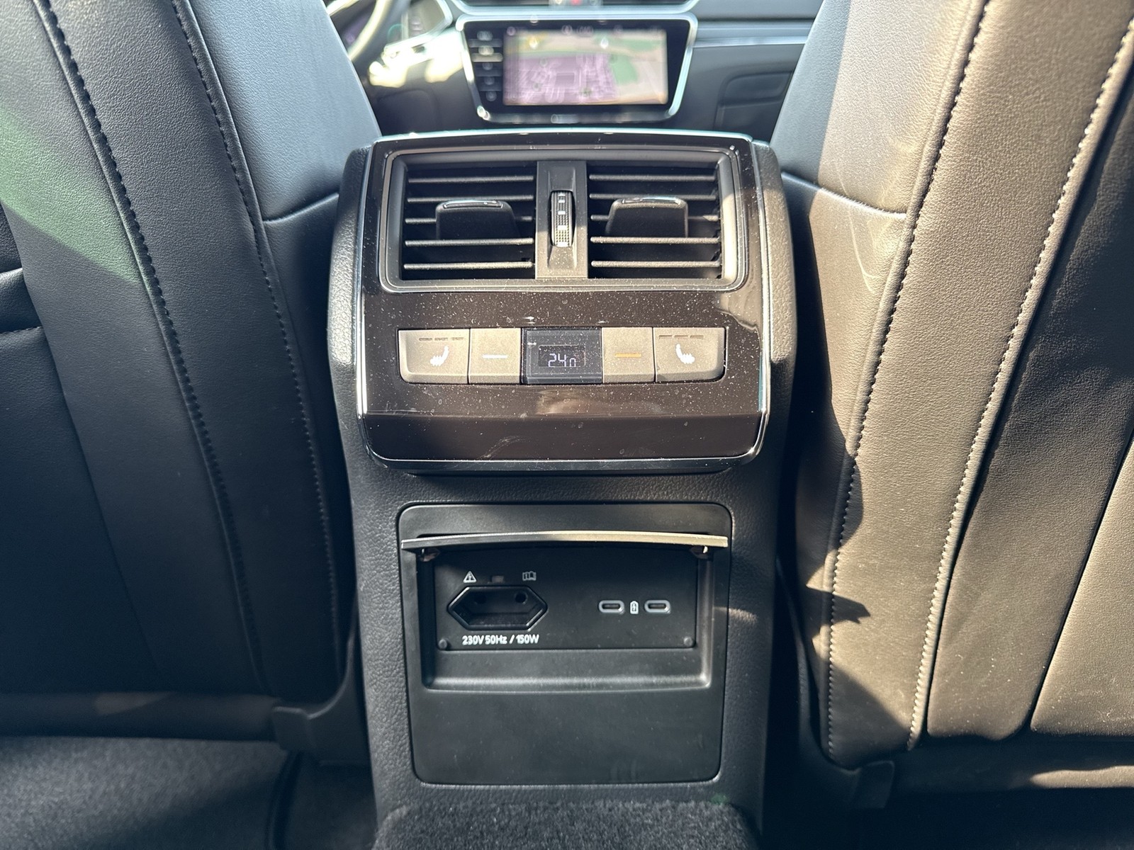 Skoda Superb Combi 2.0 L&K LEDER CANTON CAM ACC LM19