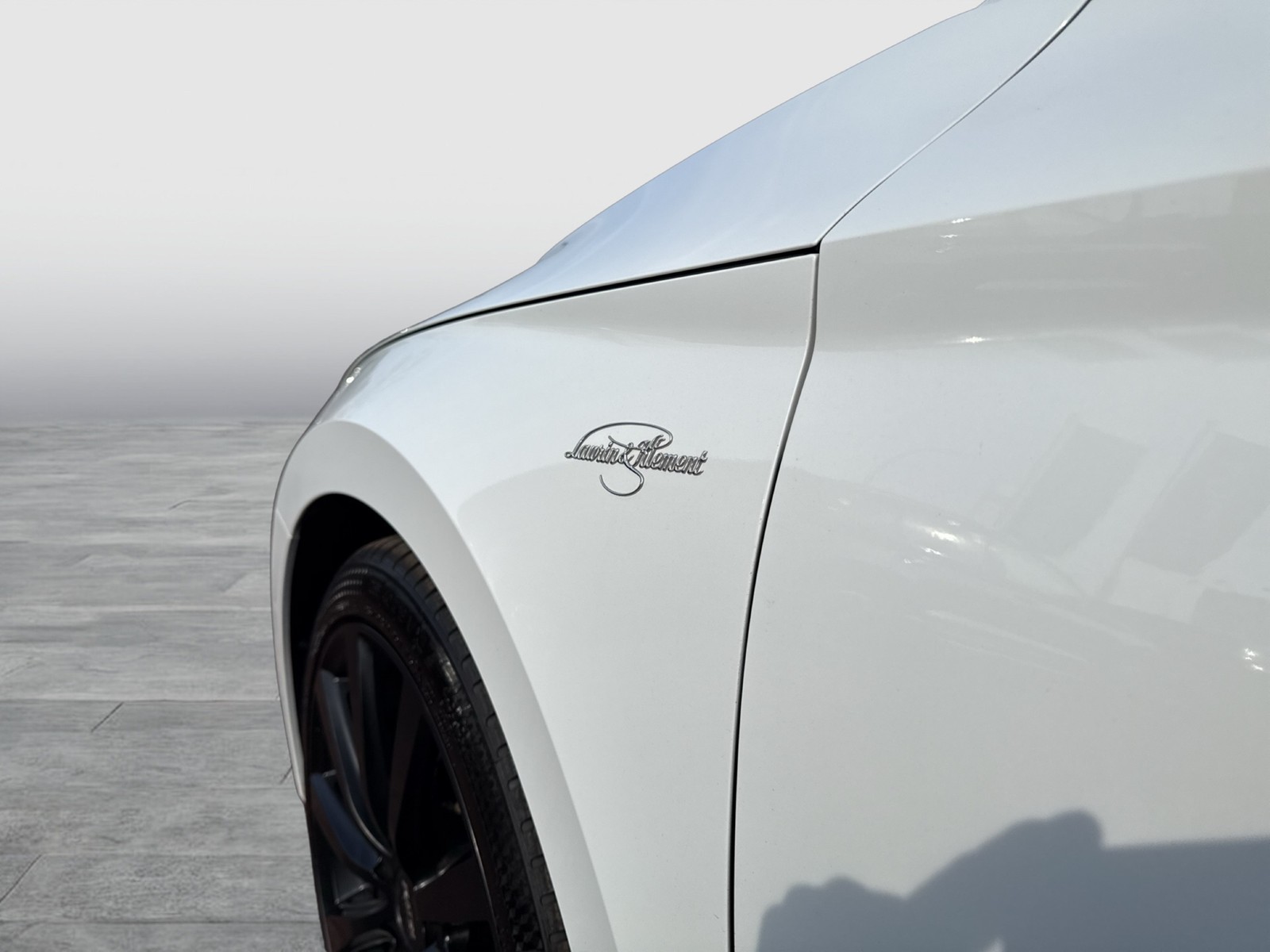 Skoda Superb Combi 2.0 L&K LEDER CANTON CAM ACC LM19