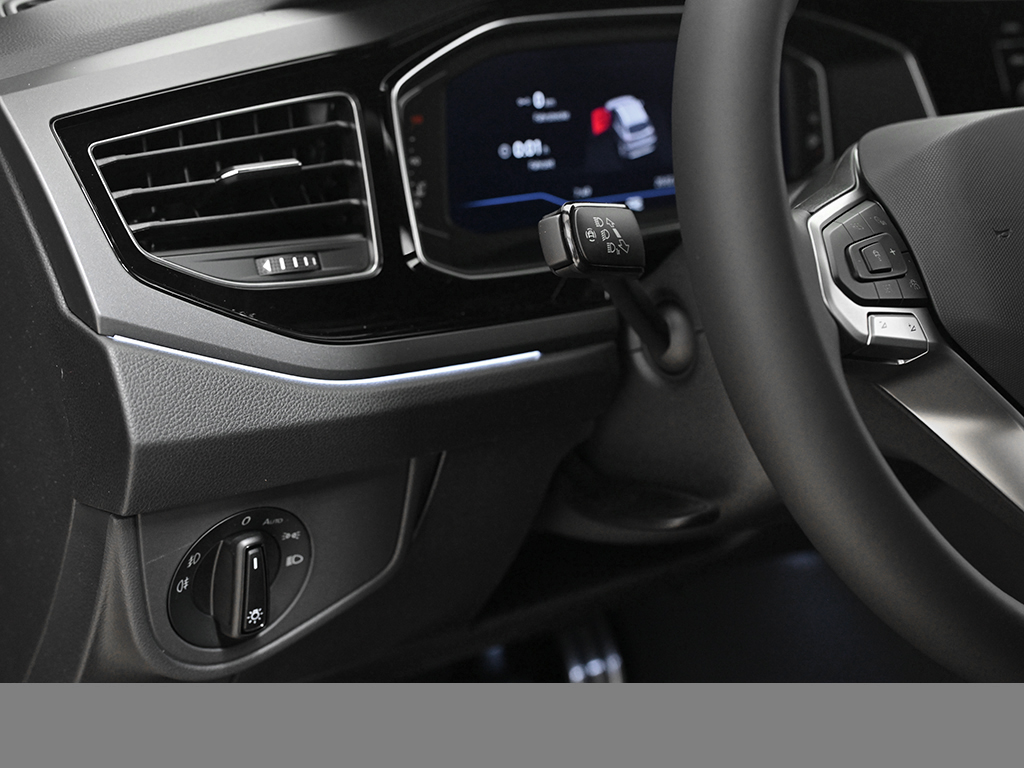 Volkswagen Taigo 1.0 R-LINE BLACK STYLE CAM ACC LM18 MATRIX