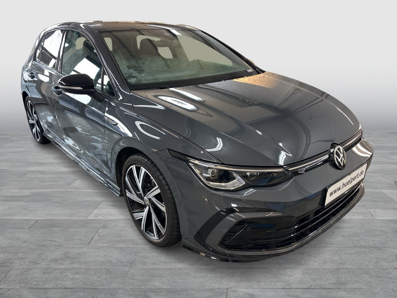 Volkswagen Golf VIII 1.5eTSI R-LINE BLACKSTYLE CAM ACC LM18