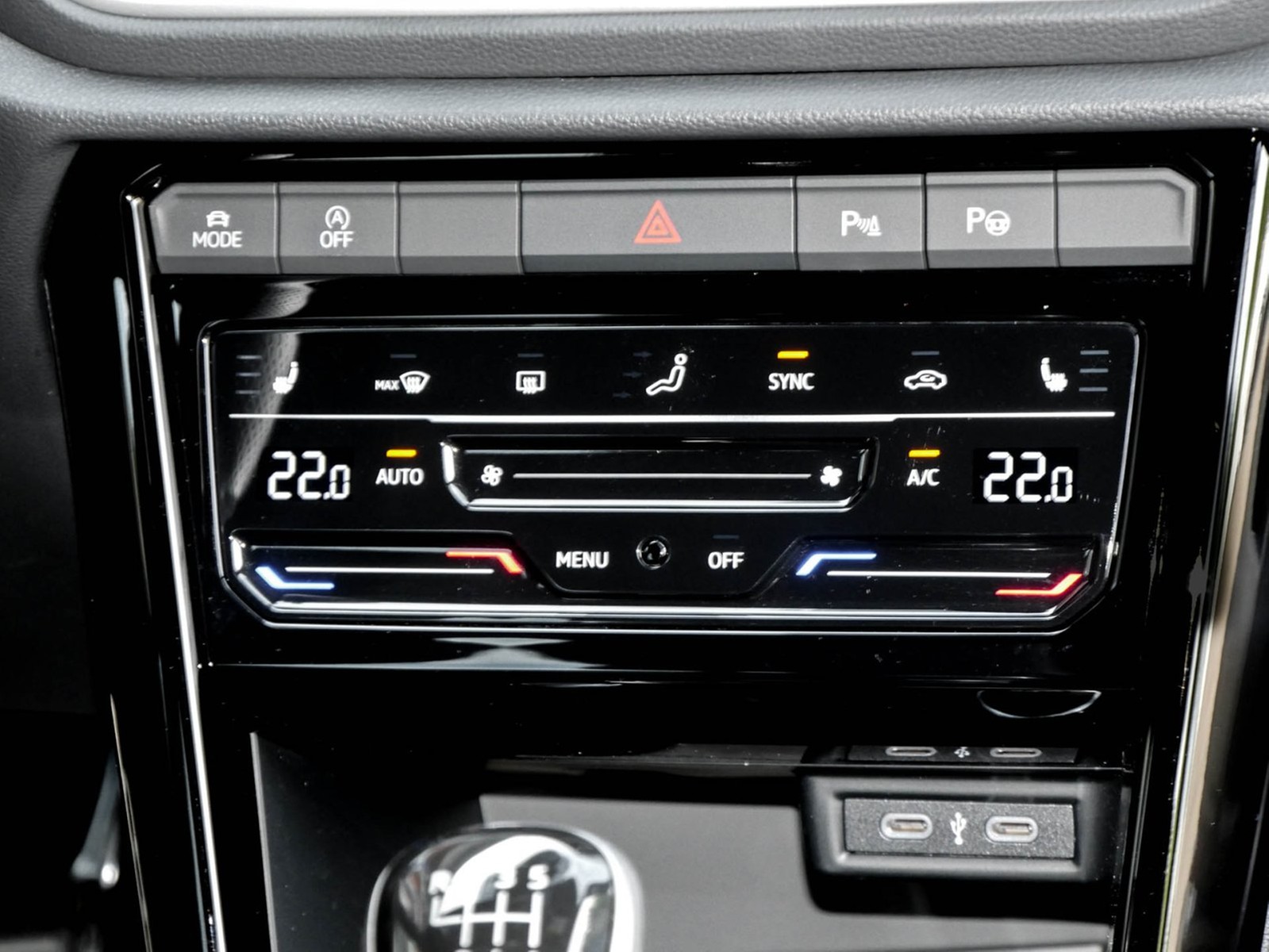 Volkswagen T-Roc 1.0 R-LINE ACC LM17 E-KLAPPE NAVI SITZHEIZ