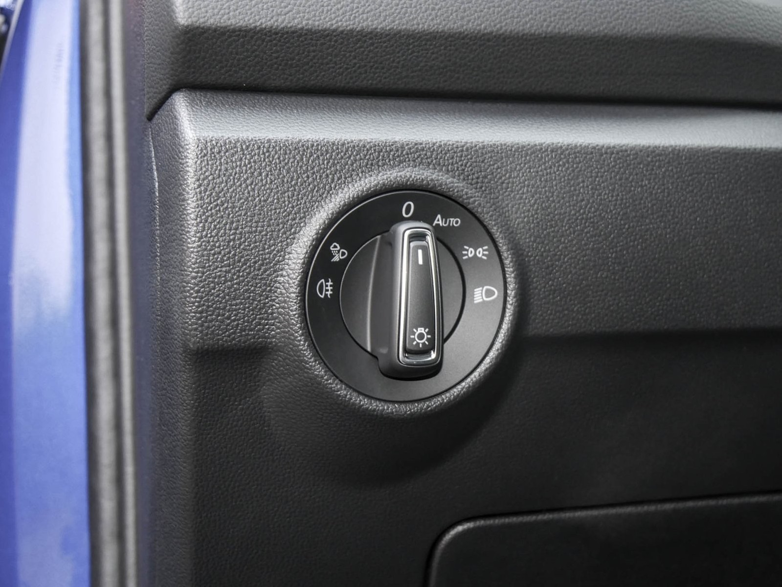 Volkswagen T-Roc 1.0 R-LINE ACC LM17 E-KLAPPE NAVI SITZHEIZ