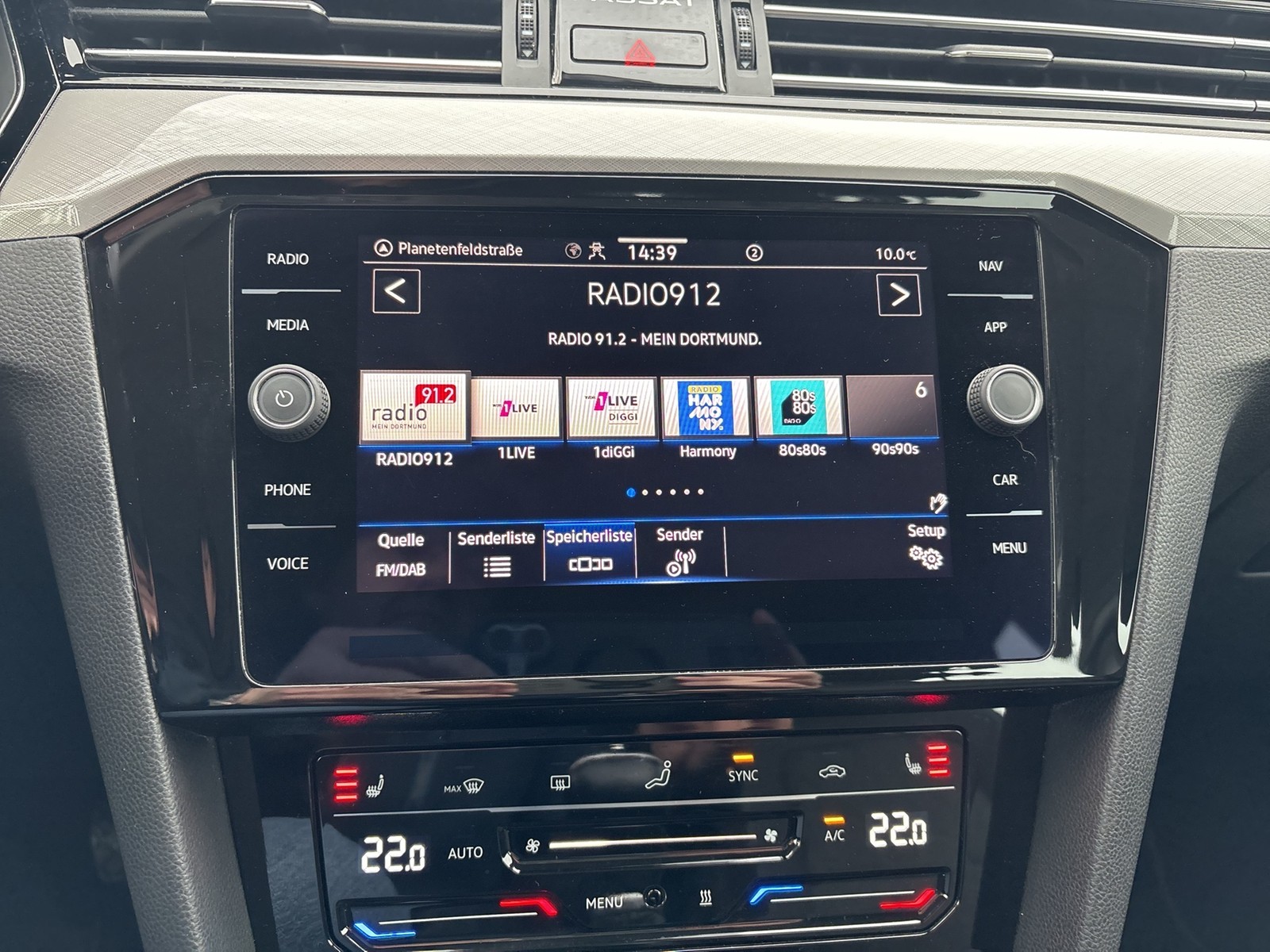 Volkswagen Passat Variant 2.0 BUSINESS STANDHEIZ AHK KAMERA