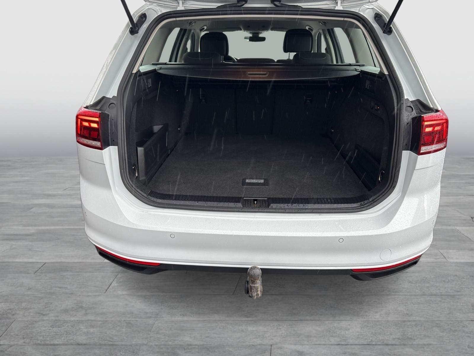 Volkswagen Passat Variant 2.0 BUSINESS STANDHEIZ AHK KAMERA