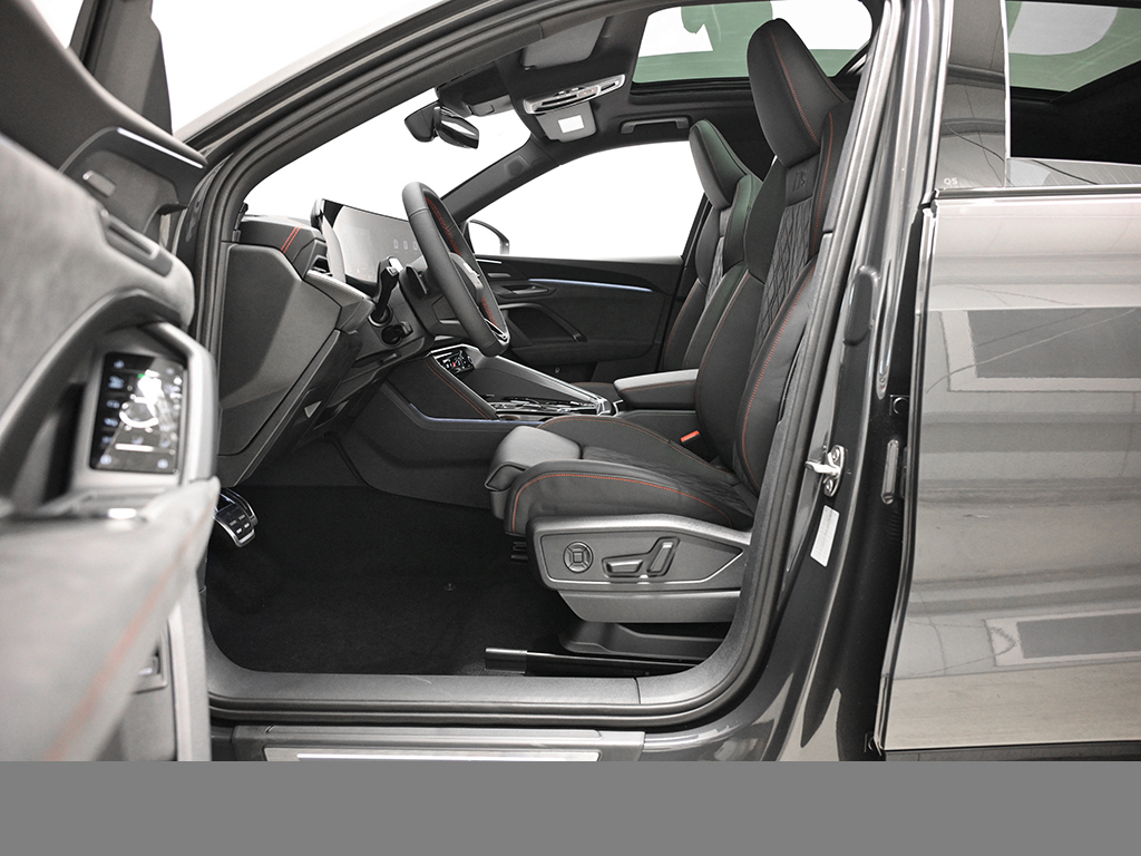 Audi Q5 SUV e-hybrid quattro s tronic AHK PANO LM20