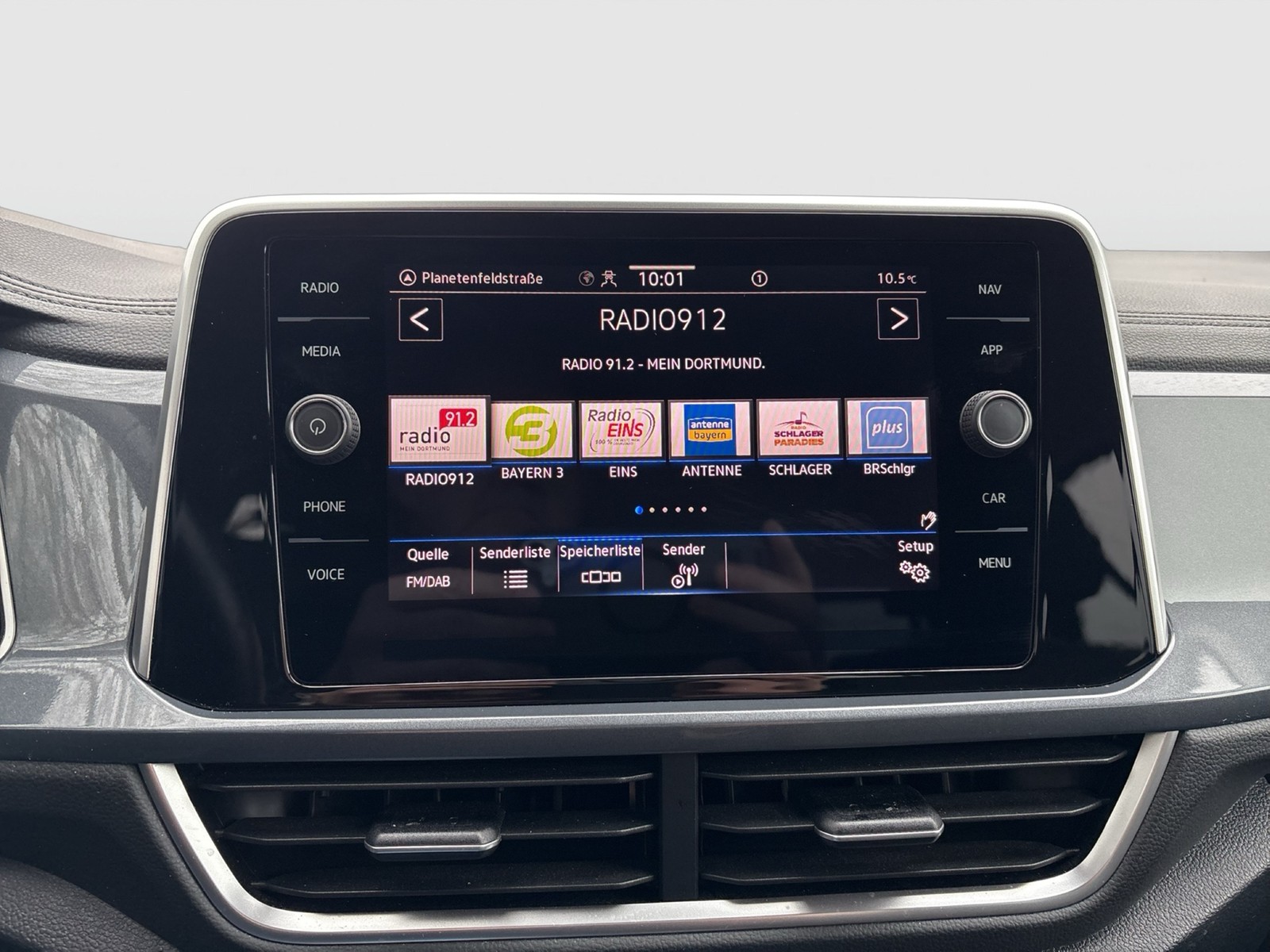 Volkswagen T-Roc 1.0 STYLE CAM ACC NAVI CARPLAY LM17 LED+
