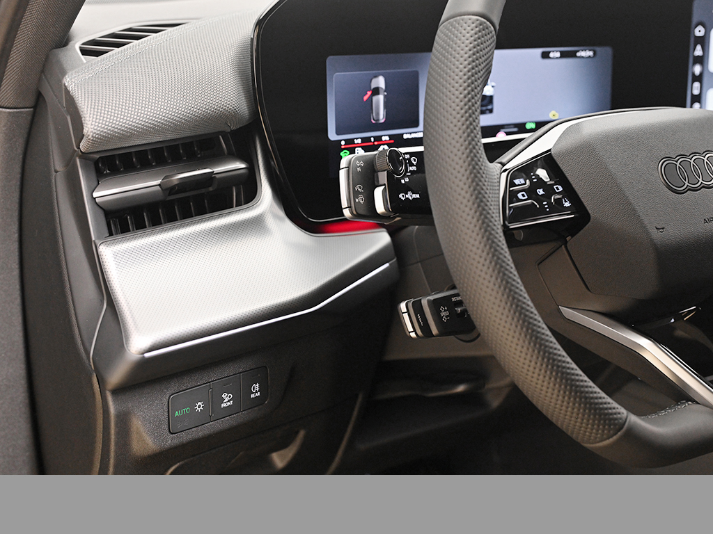 Audi Q3 SUV e-hybrid s tronic S Line AHK TECH+ LM20
