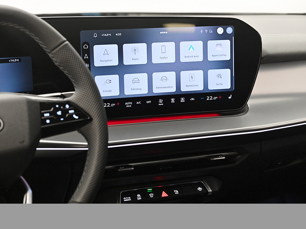 Audi Q3 SUV e-hybrid s tronic S Line AHK TECH+ LM20