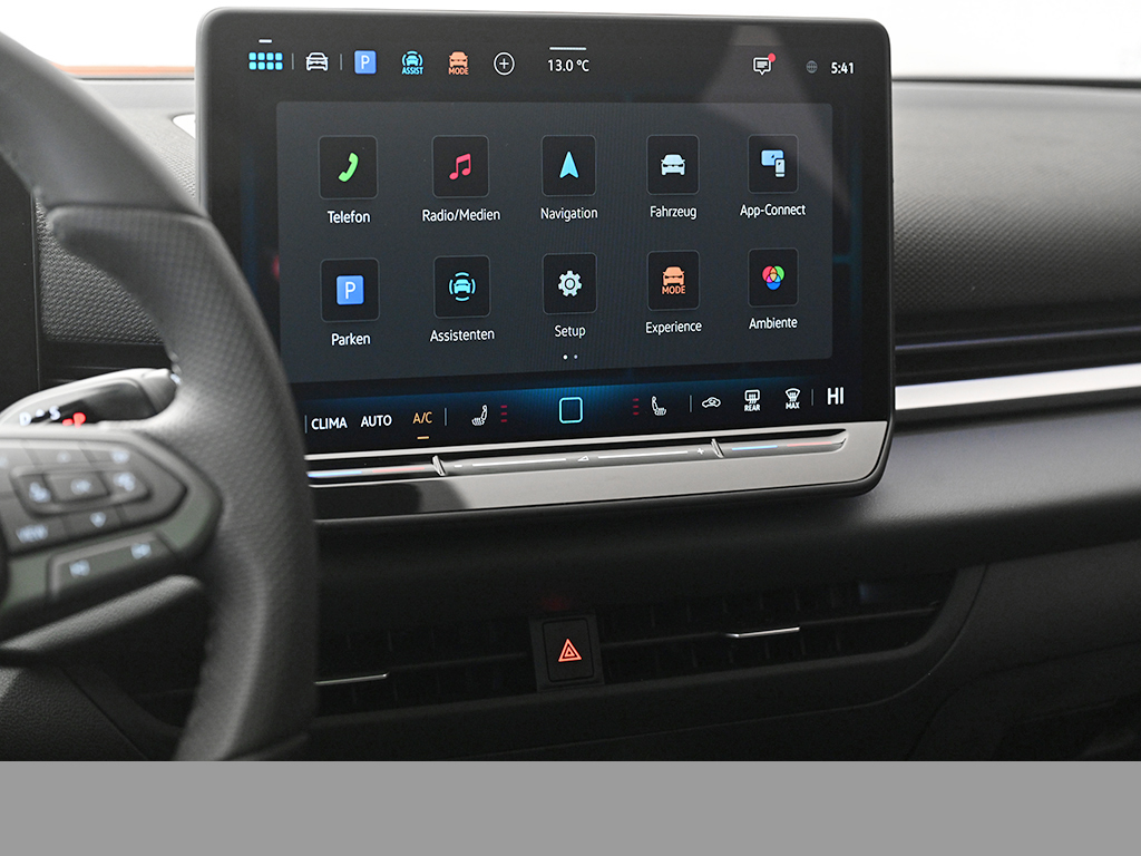 Volkswagen T-Roc 1.5 R-LINE DSG PANO HARMANKARDON AHK