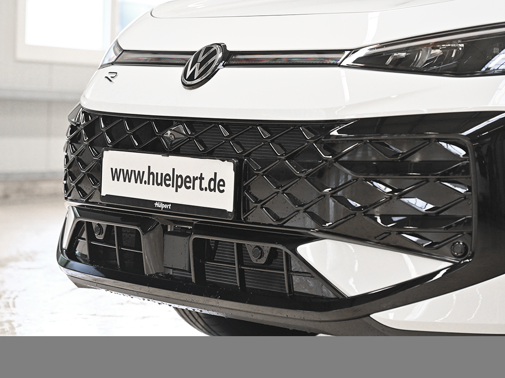 Volkswagen T-Roc 1.5 R-LINE DSG PANO HARMANKARDON AHK