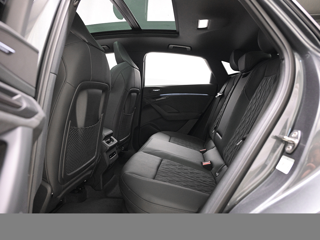 Audi Q6 Sportback e-tron quattro S Line AHK PANO LM21