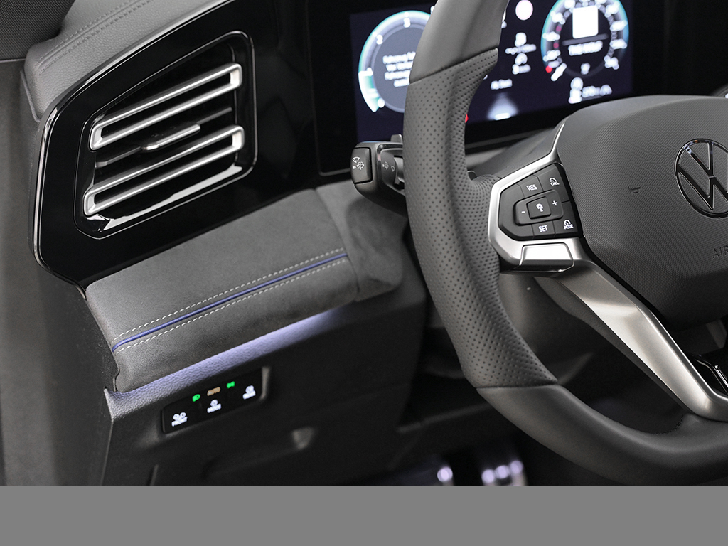 Volkswagen Tiguan 2.0 R-LINE DSG NAVI eKLAPPE KEYLESS