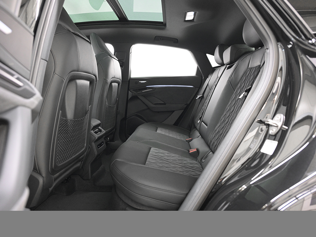 Audi Q6 Sportback e-tron quattro AHK PANO B&O LM21