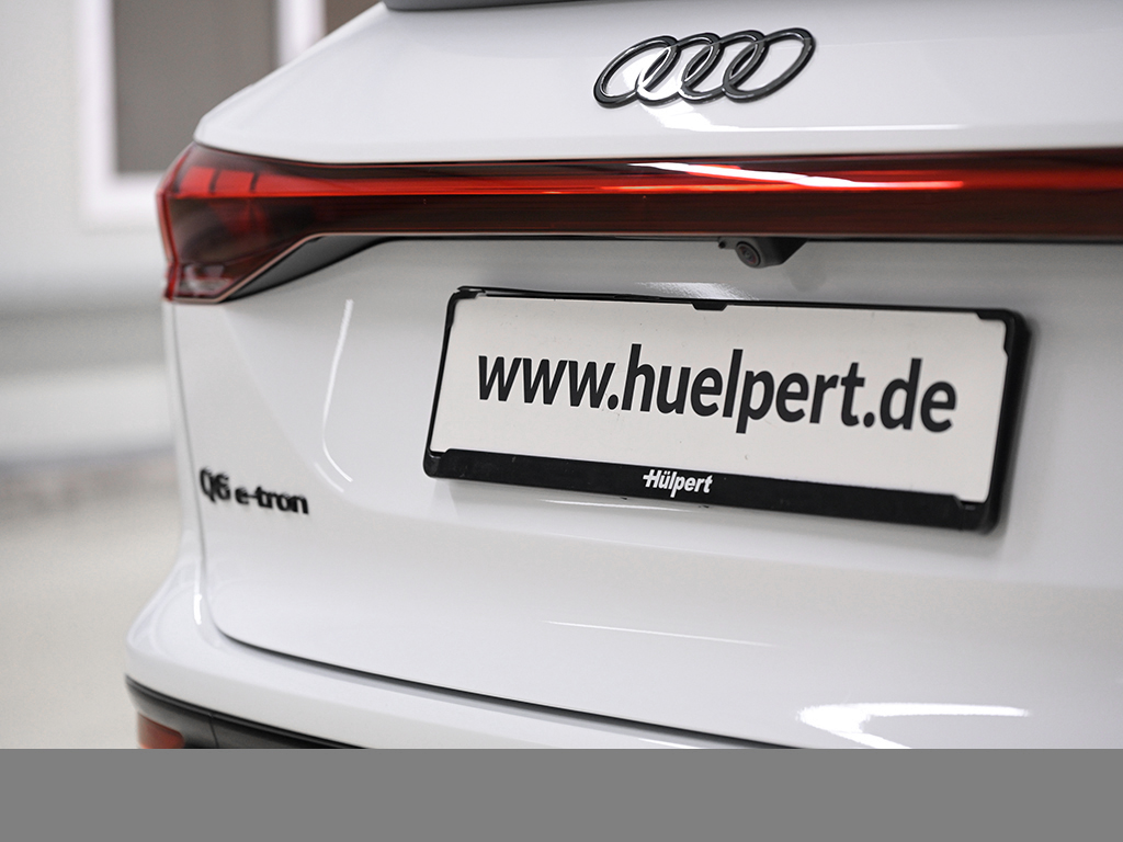 Audi Q6 Sportback e-tron performance AHK PANO LM21
