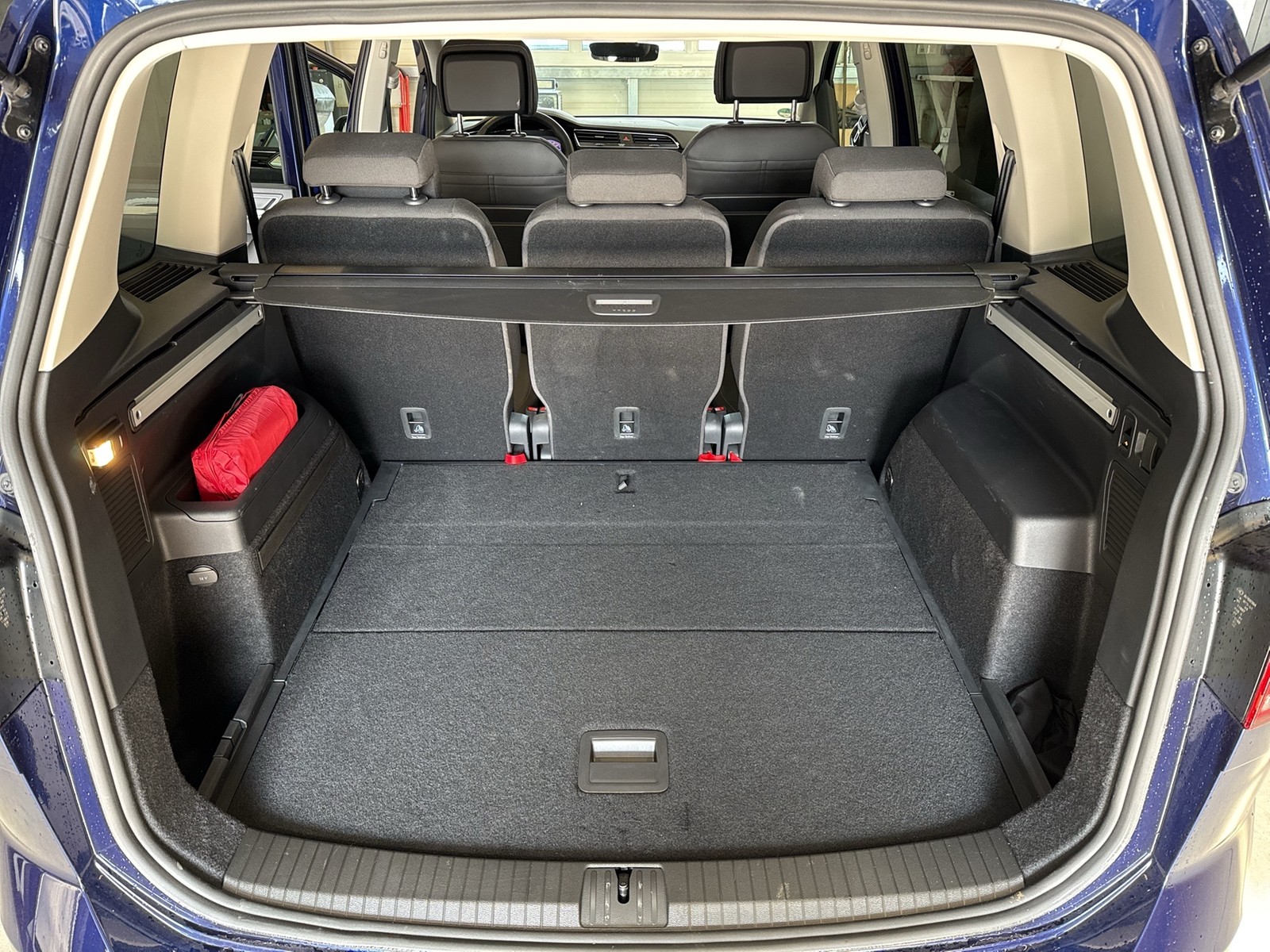 Volkswagen Touran 2.0 HIGHLINE AHK ACC LM17 NAVI CARPLAY