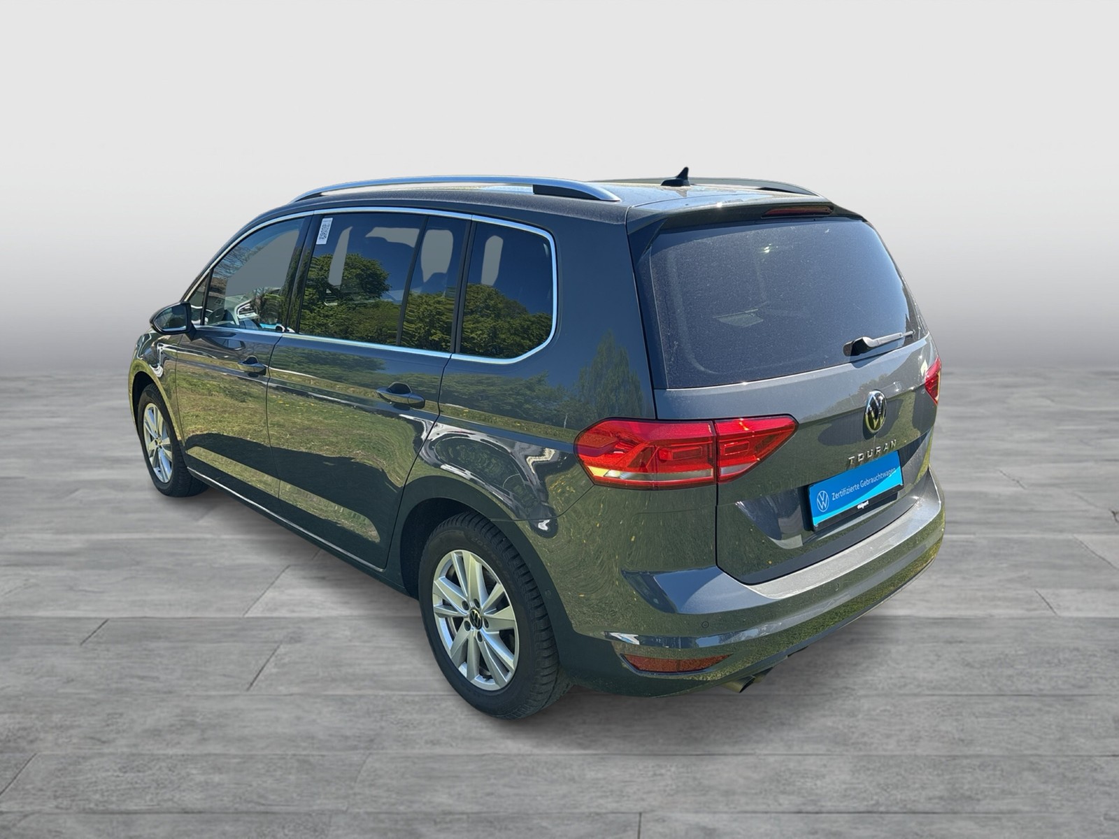Volkswagen Touran 2.0 HIGHLINE AHK ACC LM17 NAVI SITZHZ LED