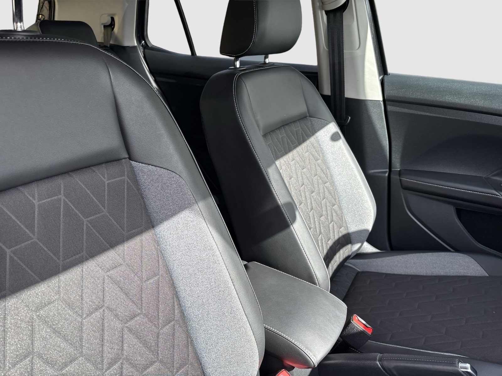 Volkswagen T-Cross 1.5 GOAL ACC LM17 CARPLAY SITZHEIZUNG