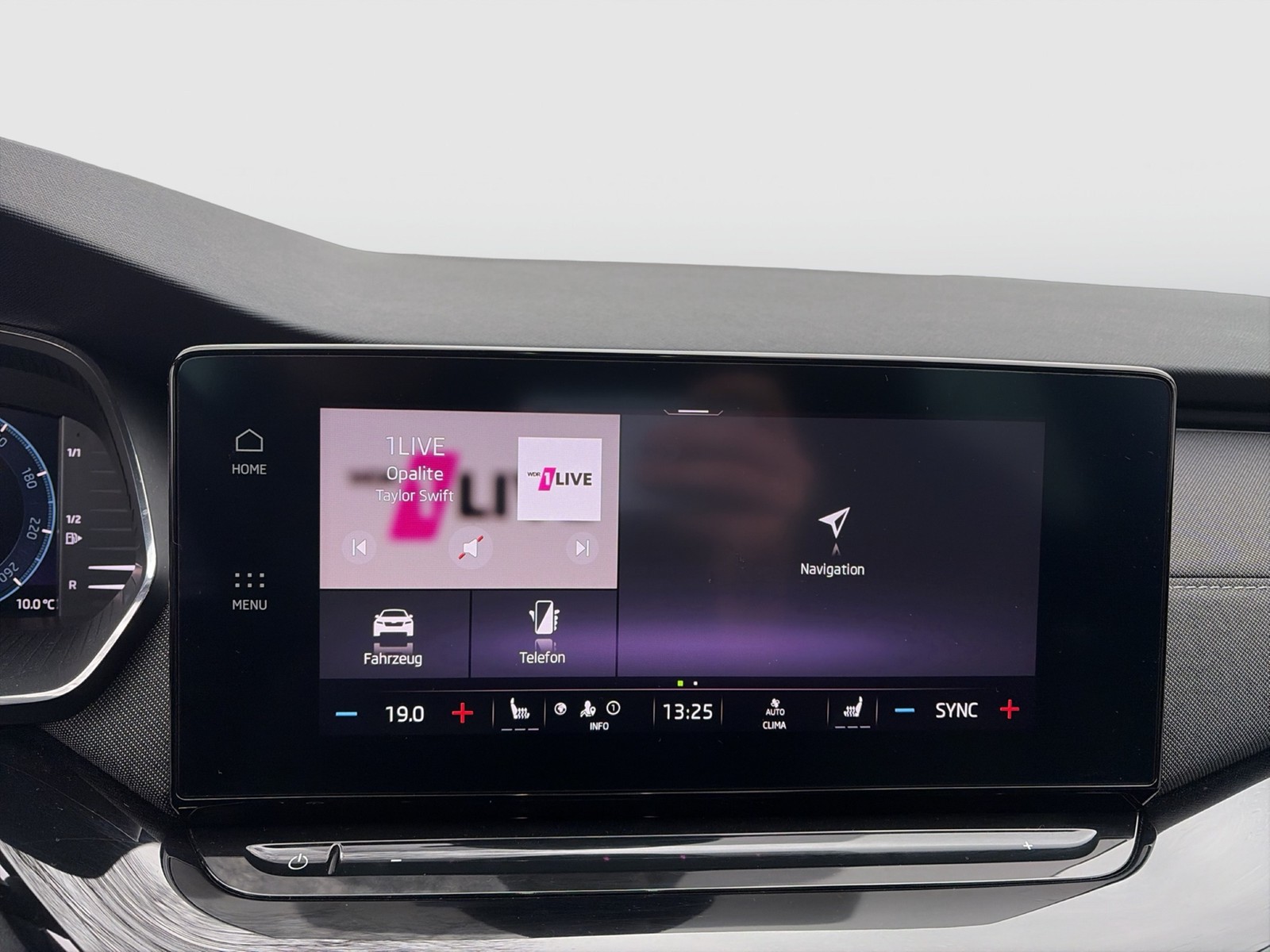 Skoda Octavia Combi 1.5 e-TEC SPORTLINE PANO LM18