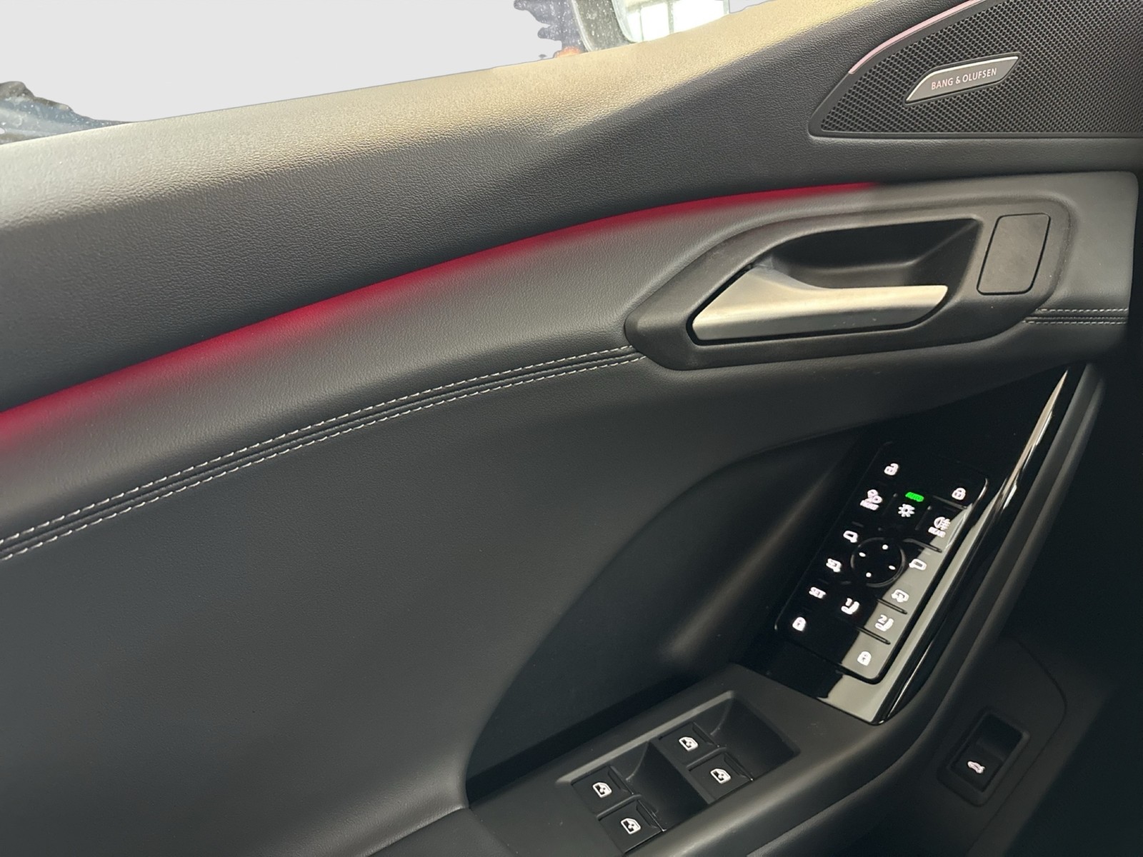 Audi Q6 e-tron quattro S LINE PANO B&O AHK 360CAM ACC