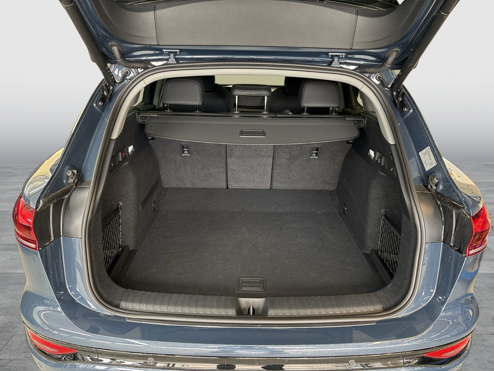 Audi Q6 e-tron quattro S LINE PANO B&O AHK 360CAM ACC