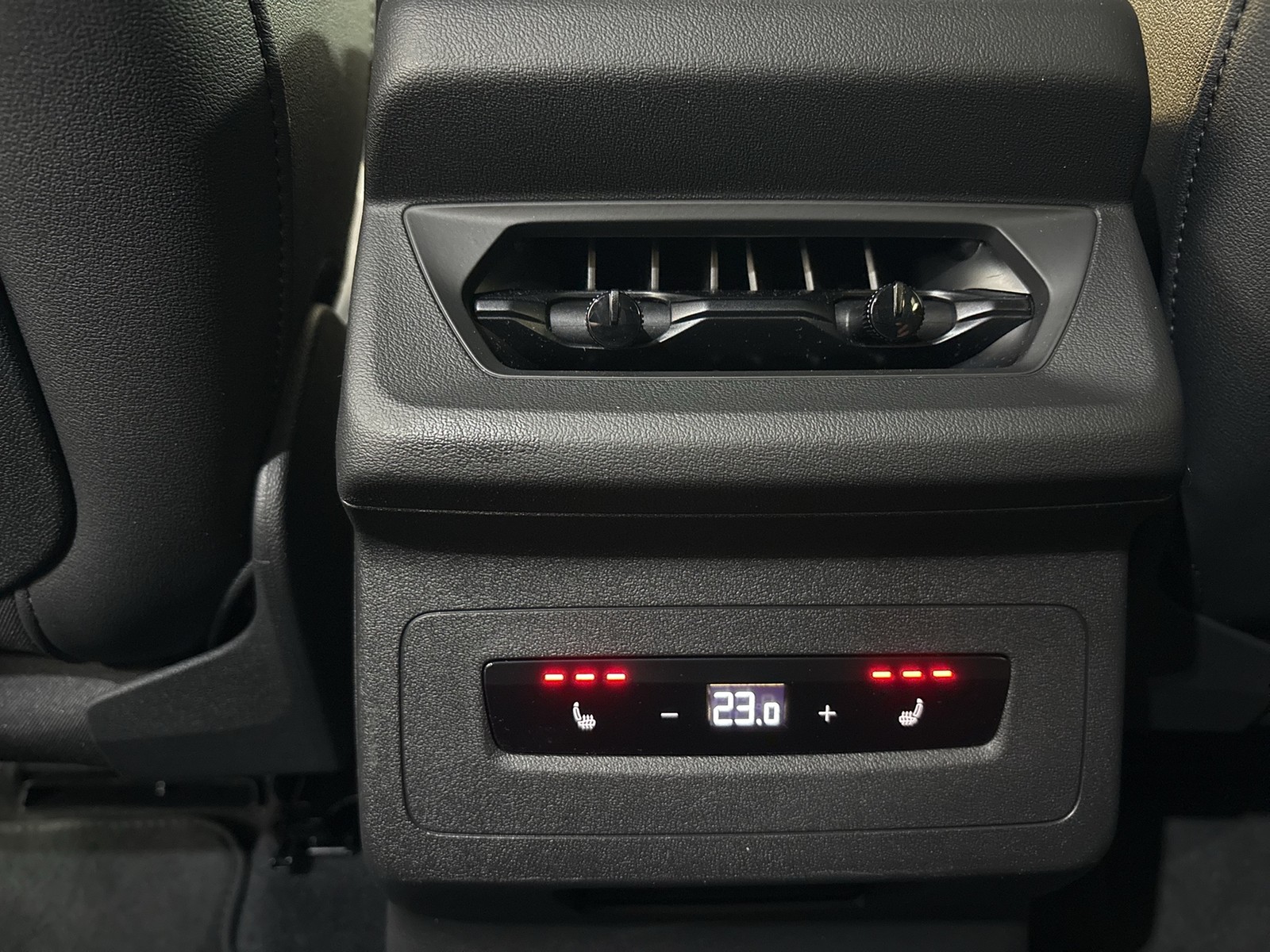 Audi Q6 e-tron quattro S LINE PANO B&O AHK 360CAM ACC