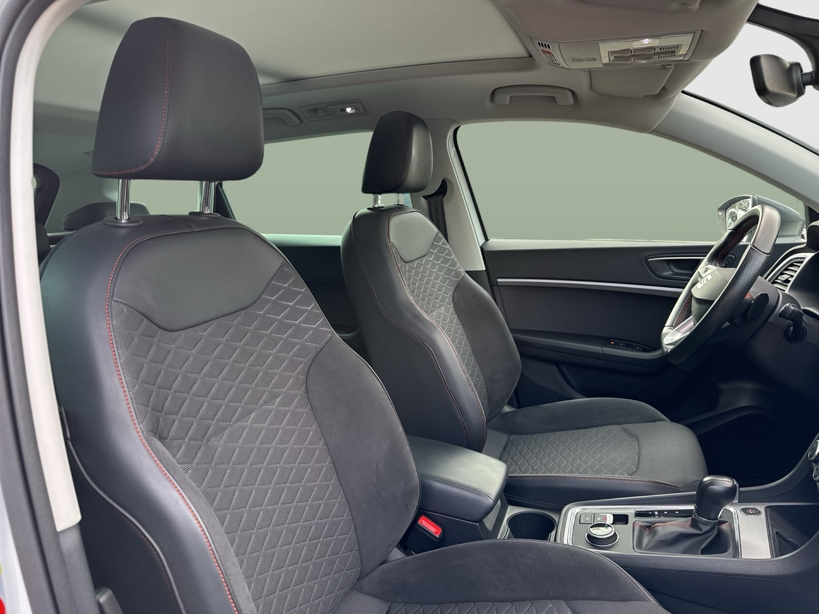 Seat Ateca 2.0 FR PANO ALU18 eKLAPPE NAVI KAMERA