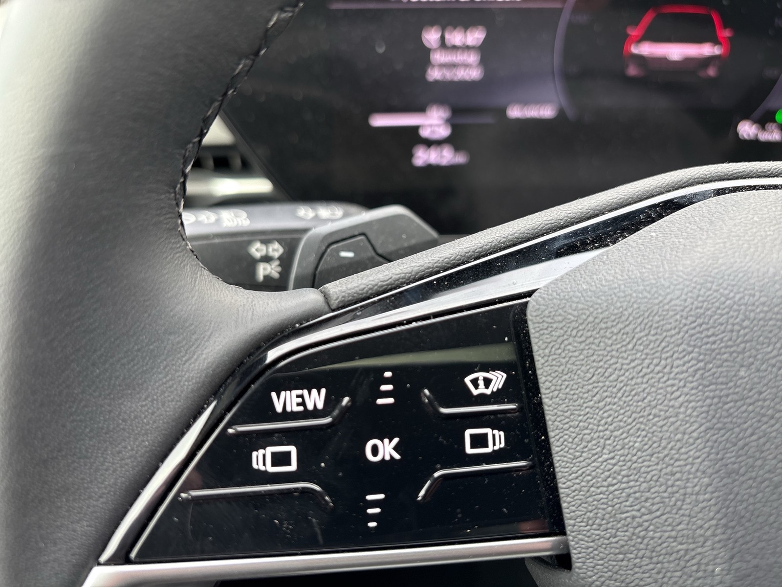 Audi A6 e-tron Avant quattro S LINE PANO B&O AHK LM21