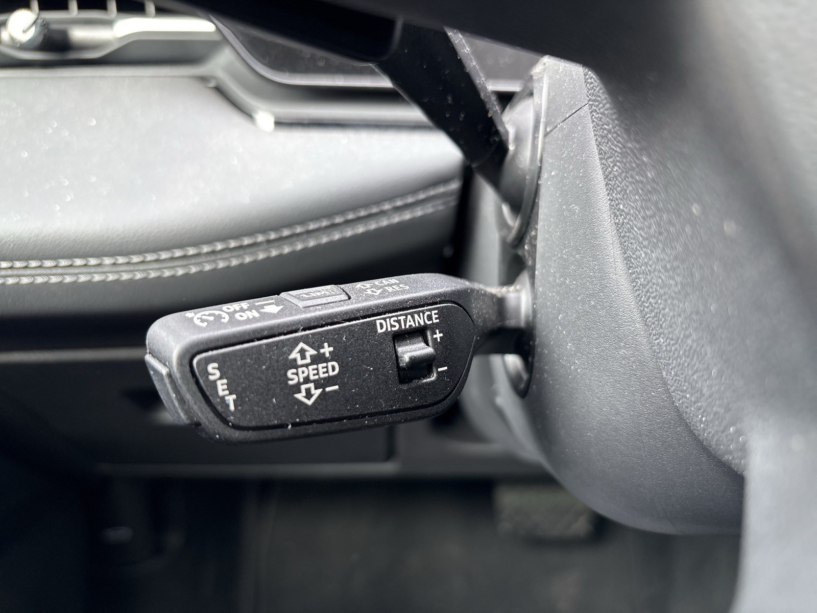 Audi A6 e-tron Avant quattro S LINE PANO B&O AHK LM21