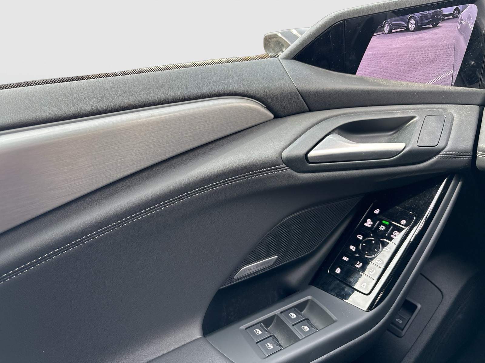 Audi A6 e-tron Avant quattro S LINE PANO B&O AHK LM21