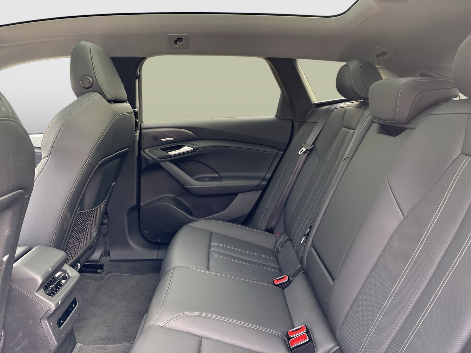 Audi A6 e-tron Avant quattro S LINE PANO B&O AHK LM21