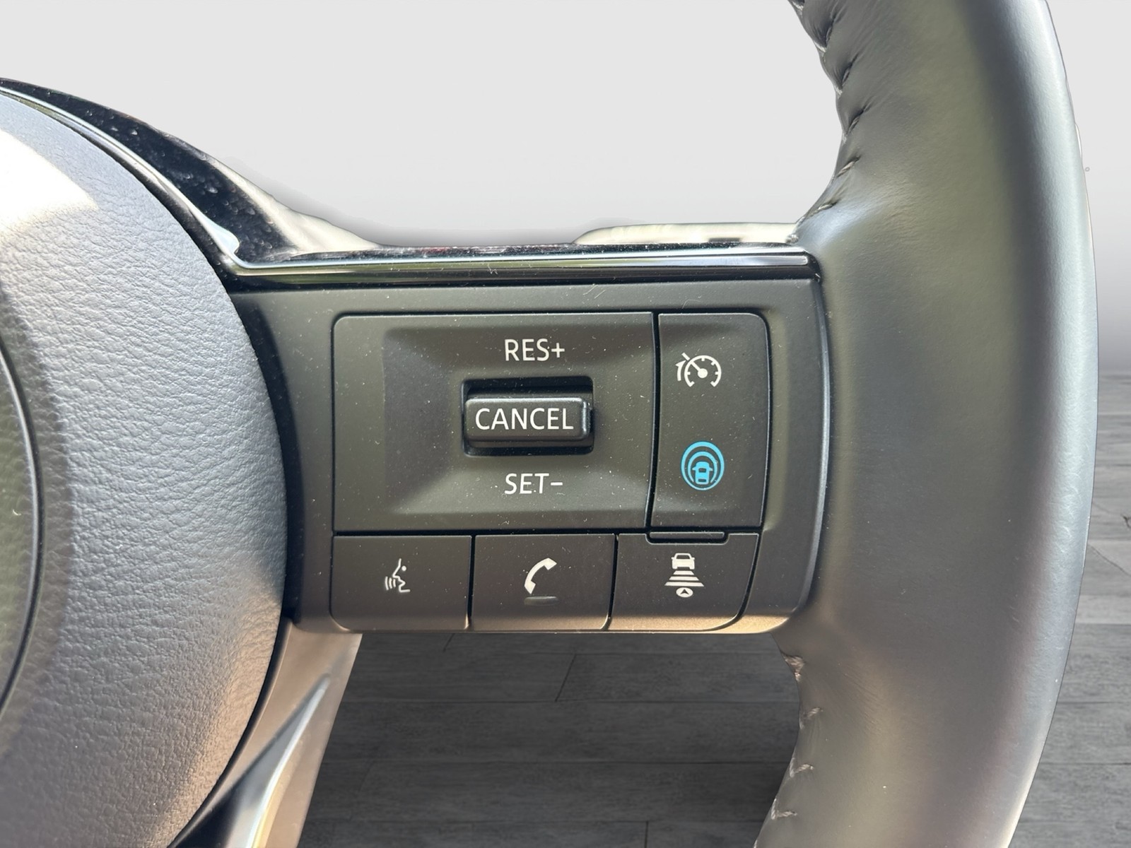 Nissan Qashqai HYBRID N-Connecta e-Power 360°CAM LM18