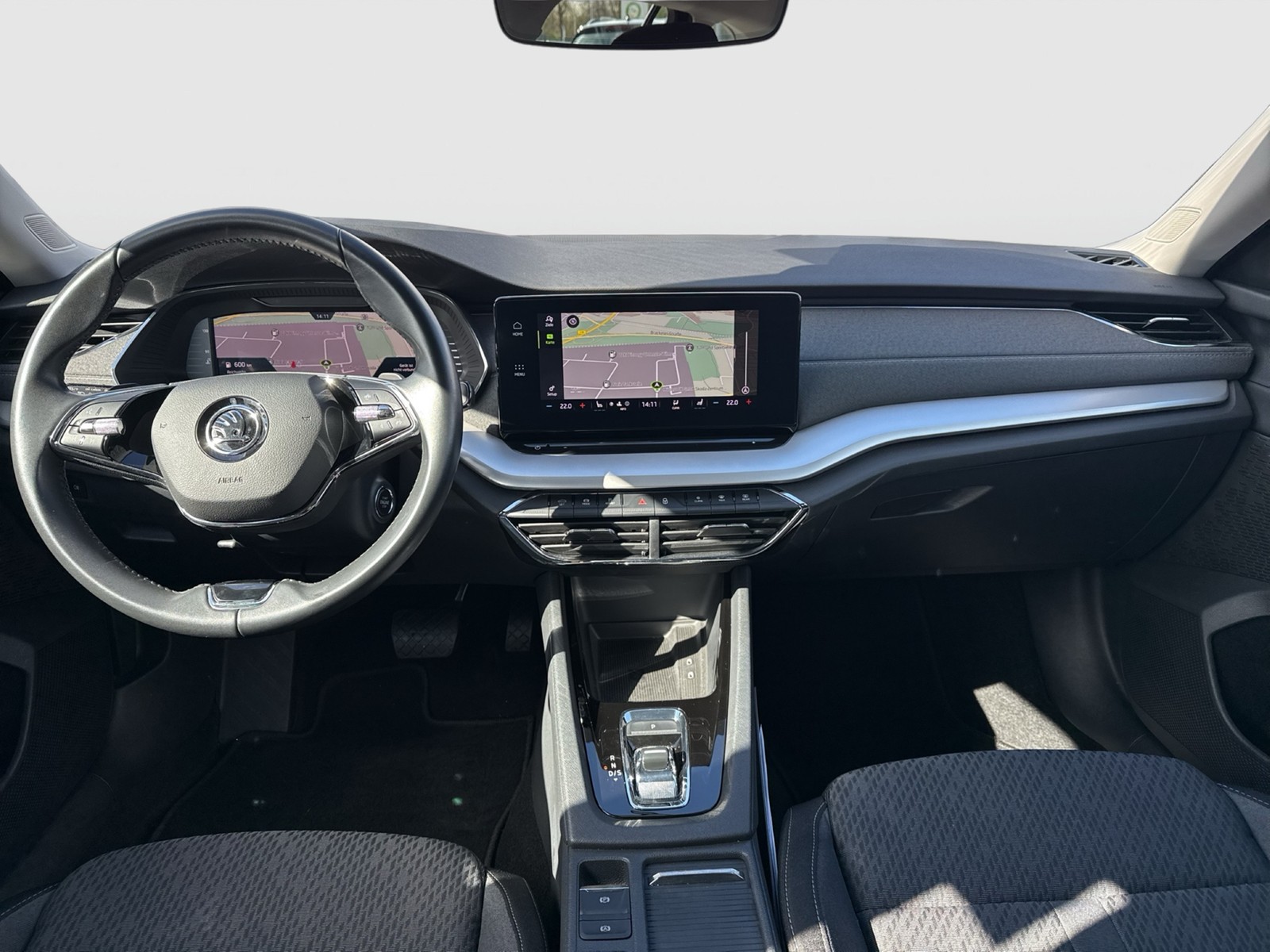 Skoda Octavia Combi 2.0 STYLE AHK NAVI LM17 CARPLAY