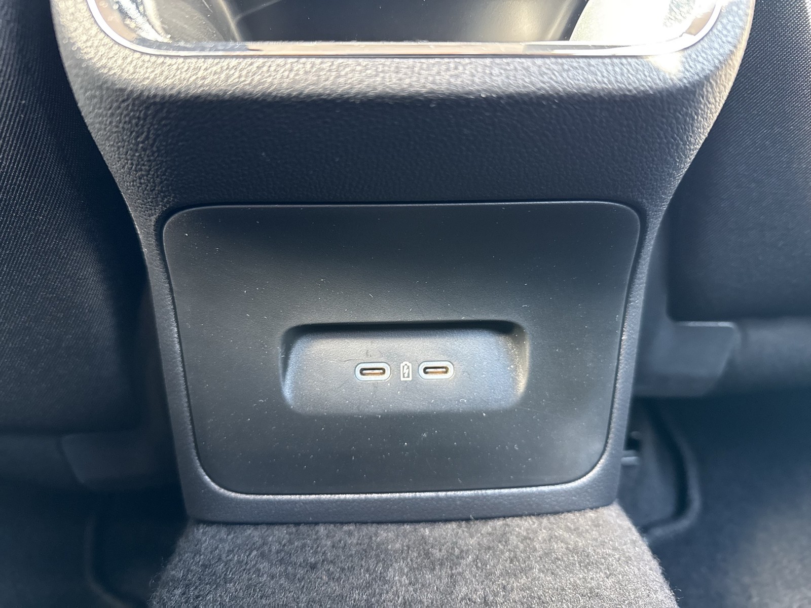 Skoda Octavia Combi 2.0 STYLE AHK NAVI LM17 CARPLAY